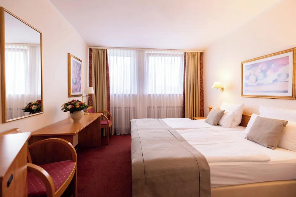 Hotel image 11