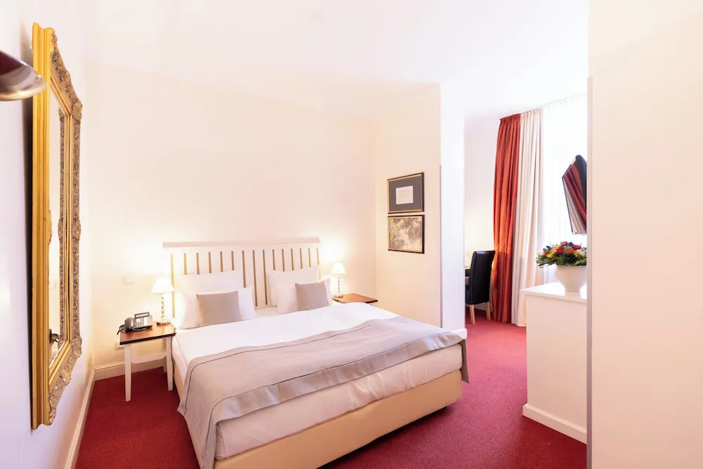 Hotel image 13