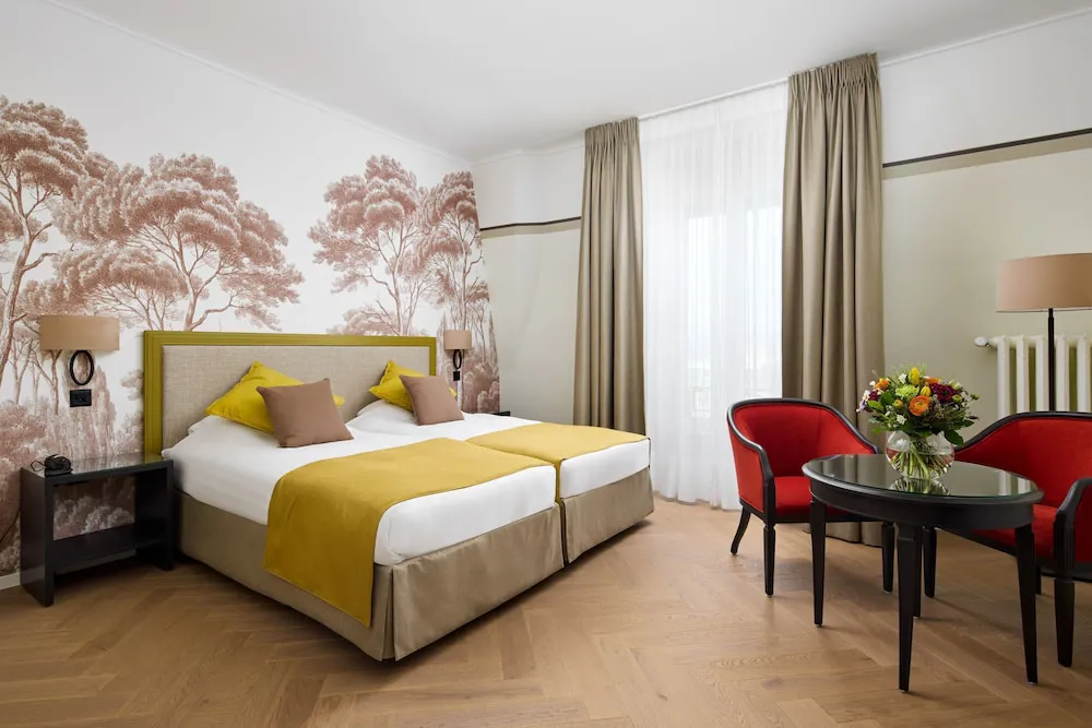 Hotel image 13
