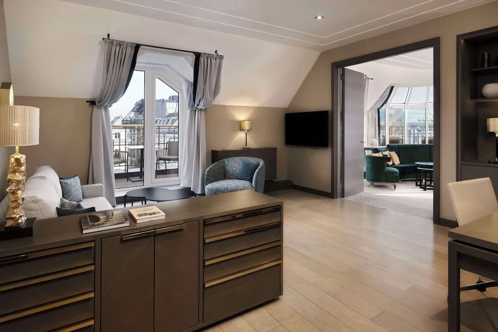 Hotel image 11