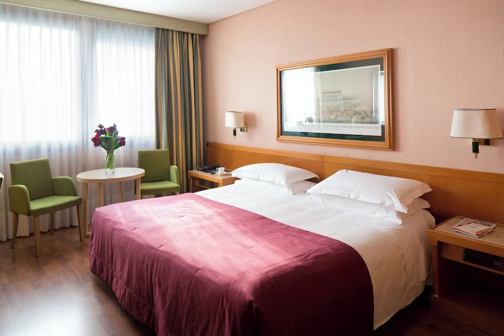 Hotel image 15