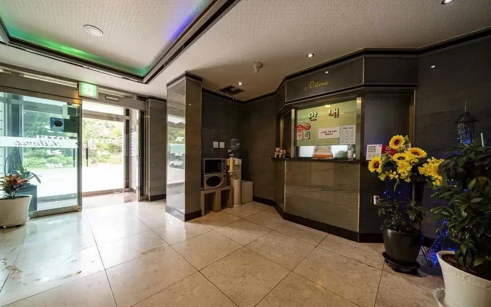 Hotel image 12