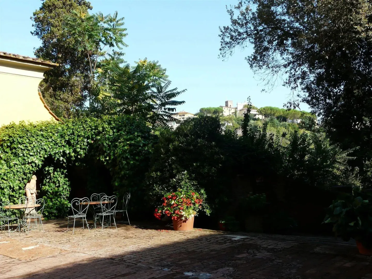 Hotel image 2