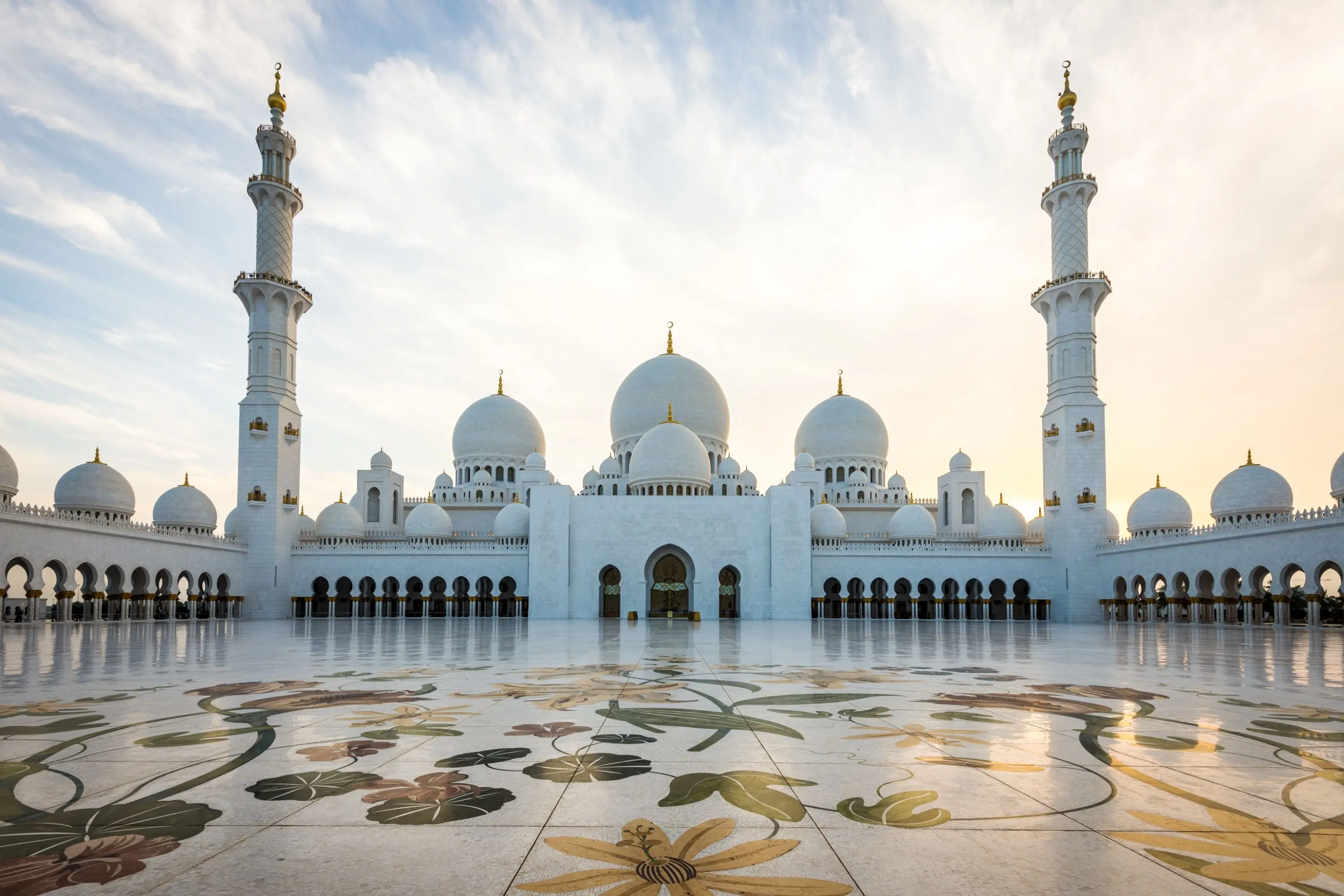 Abu Dhabi Sheikh Zayed Mosque Half-Day Guided Tour in Abu Dhabi - Photo 9
