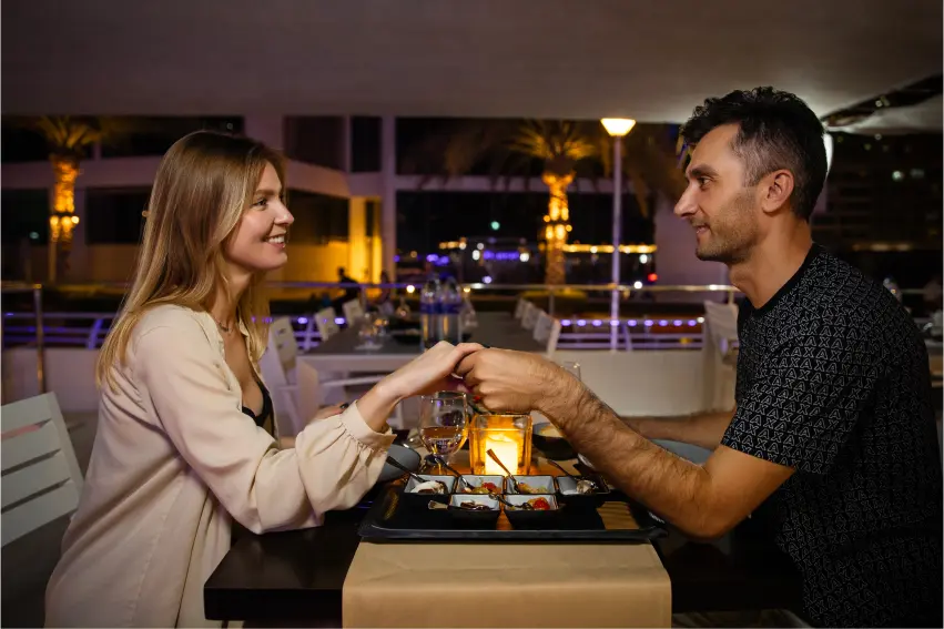 Alexandra Sea Lounge - Dubai Marina in Dubai - Photo 18