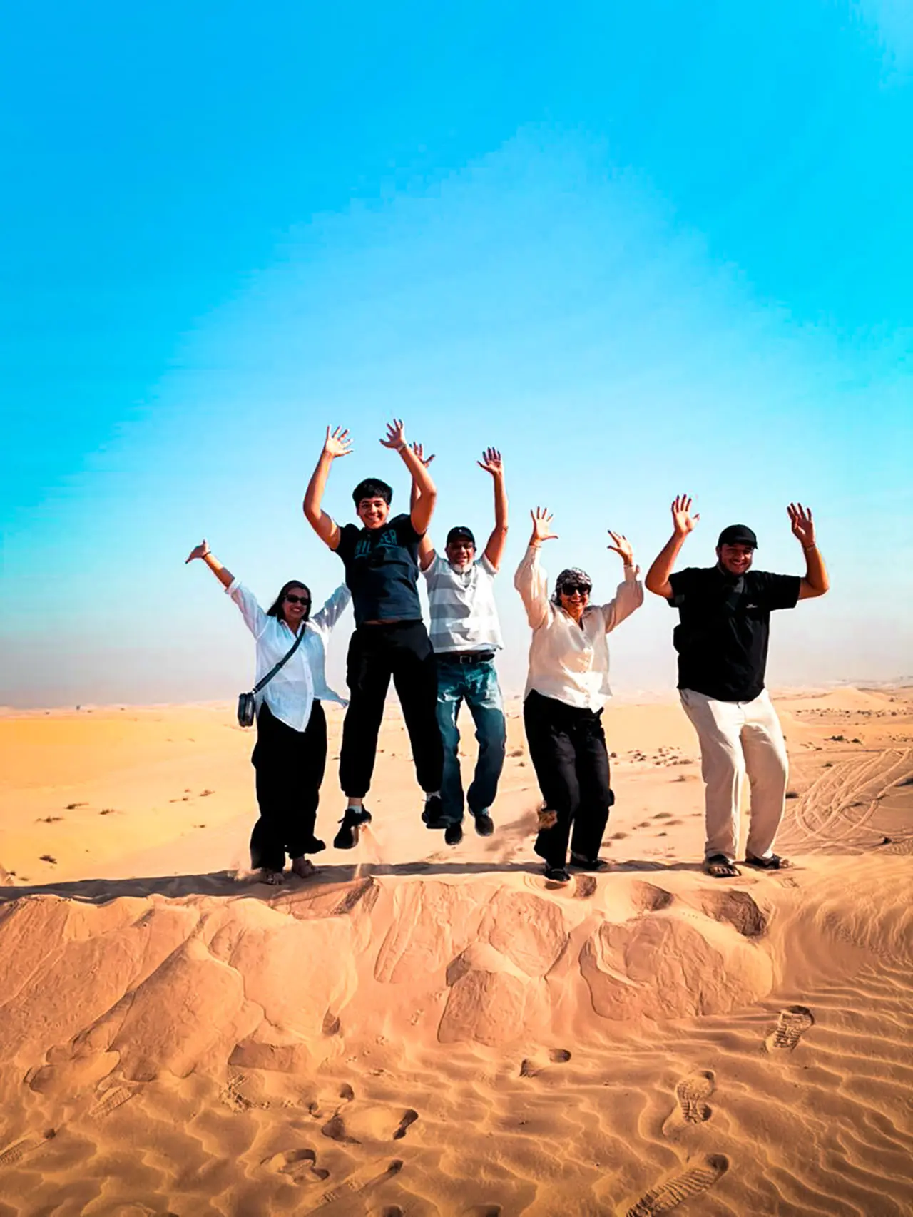 Abu Dhabi Morning Desert Safari with Dune Bashing in Abu Dhabi - Photo 13