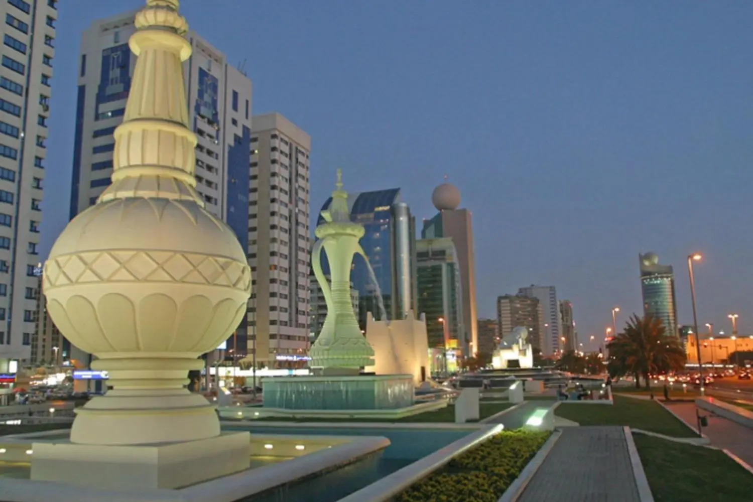 Abu Dhabi Private City Tour from Ras Al Khaimah with Lunch in Abu Dhabi - Photo 4