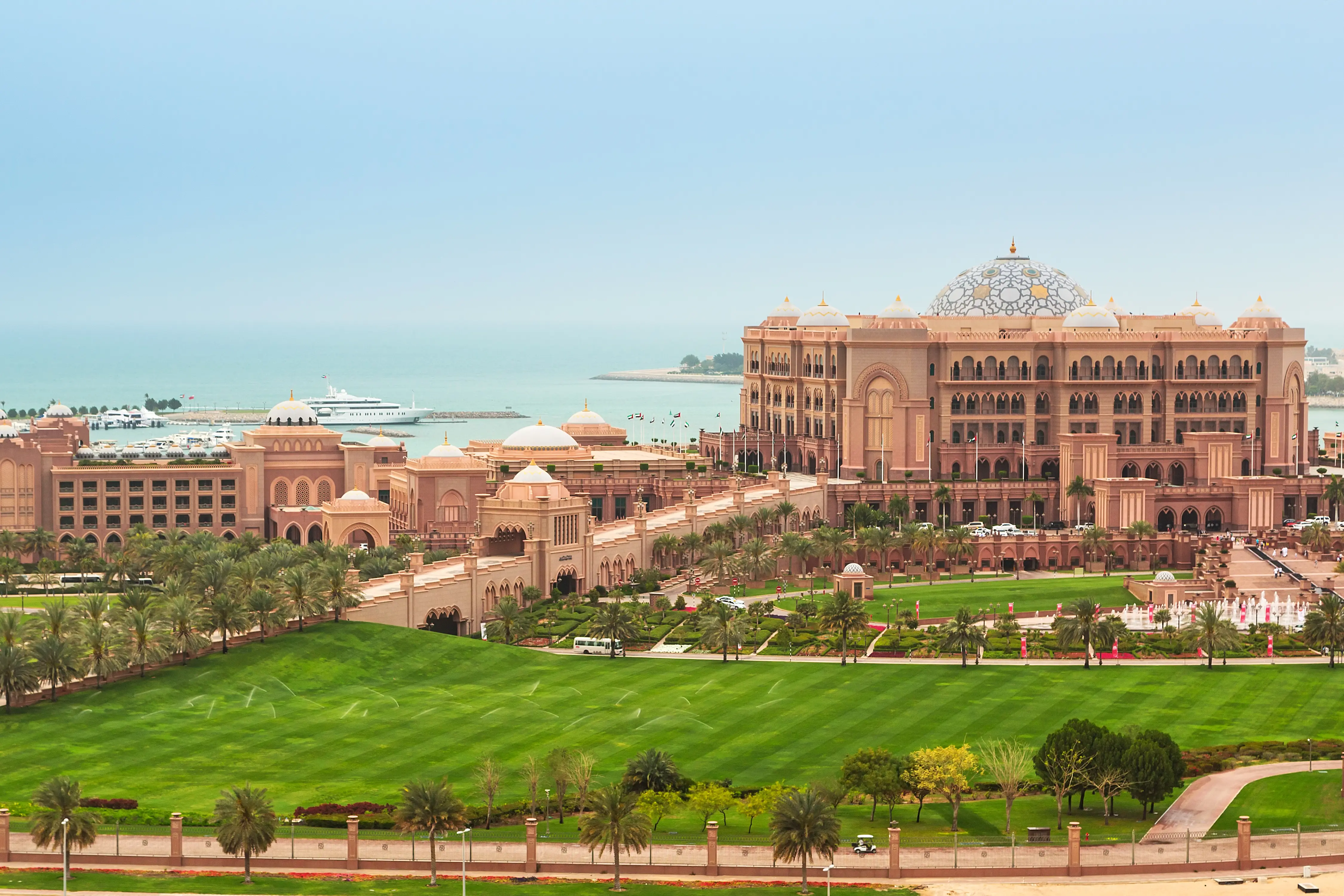 Abu Dhabi City Tour with Multiple Options & Departure Points in Abu Dhabi - Photo 2