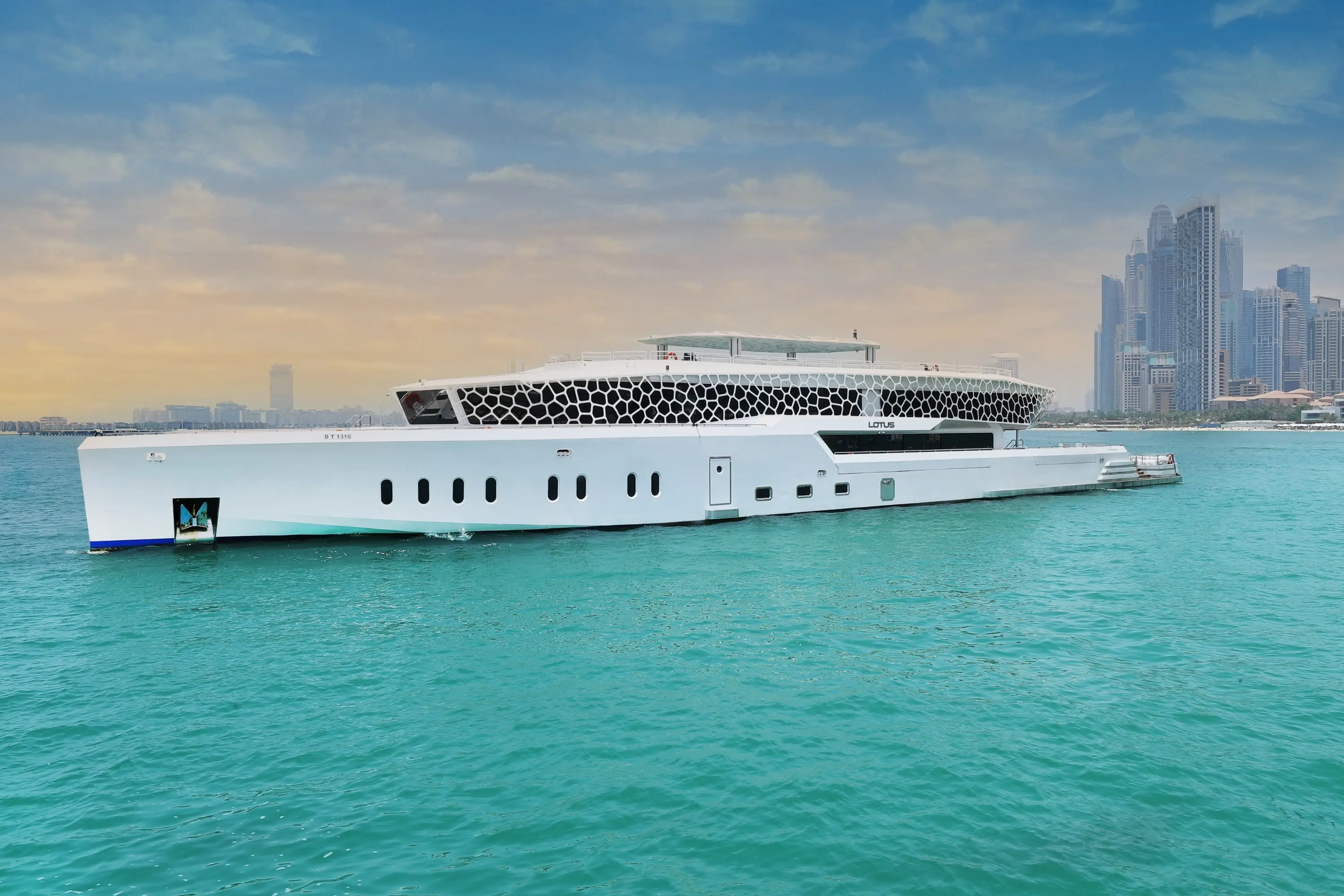 Mega Yacht cruise trip from Dubai in Dubai