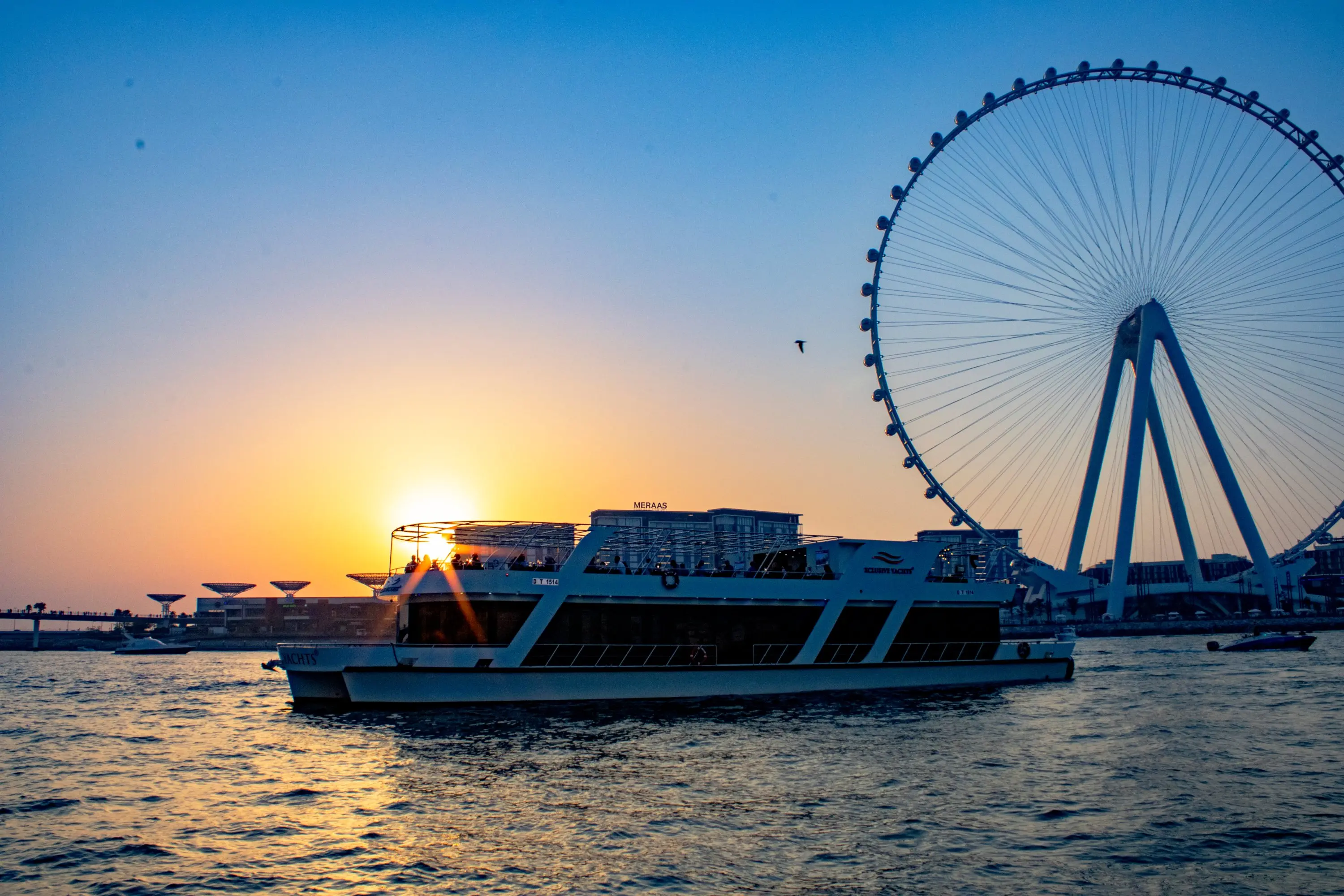 Sunset or Dinner Cruise with Live Music & Open Bar in Dubai - Photo 10