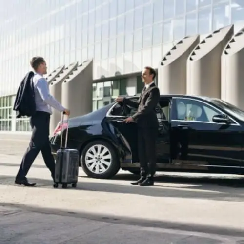 Air Port Drop Off in Dubai - Photo 3