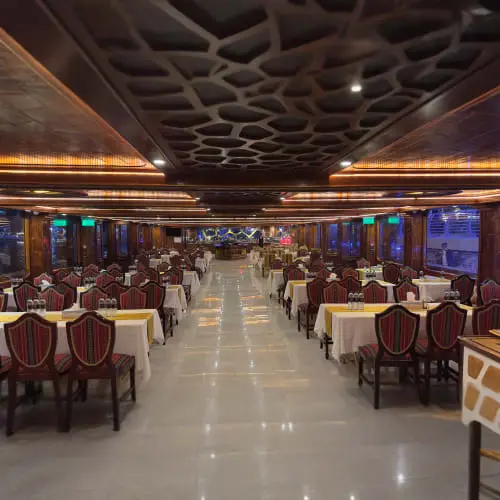Ocean Empress Dinner Cruise in Dubai