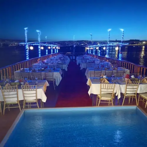 Dhow Cruise Dinner - Creek in Dubai - Photo 2